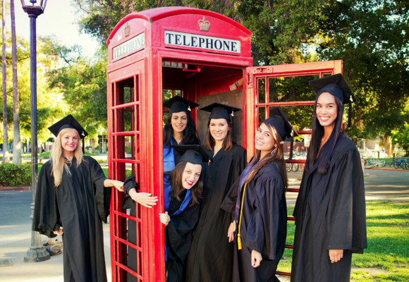 Nyt topuniversitet i USA og første universitet i Canada