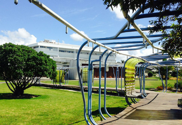 Månedens Universitet, AUT University, New Zealand