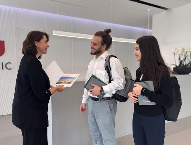 Studér på University of Nicosias helt nye campus i Athen